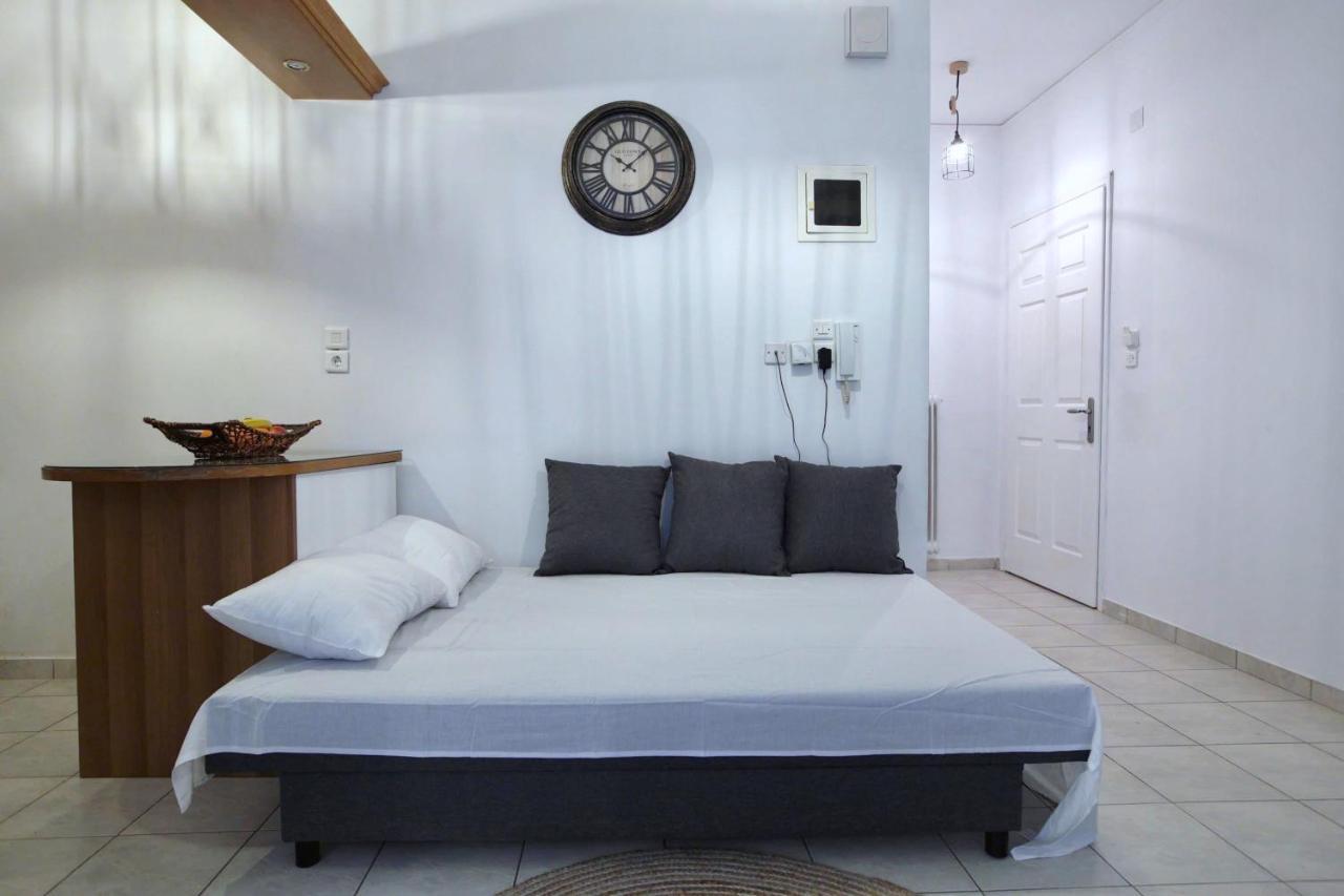Angelina'S Boutique Suite In Nafplio City Exterior foto